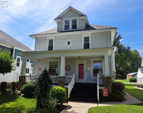 1613 Mcpherson Blvd, Fremont, OH, 43420-2718 | Card Image