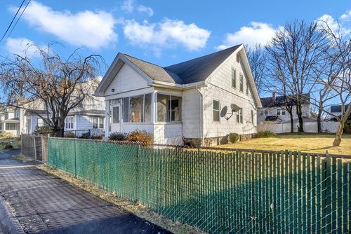 42 Arnodale Ave, Holyoke, MA, 01040-1720 | Card Image