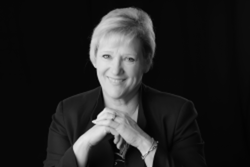 Elisa Campbell