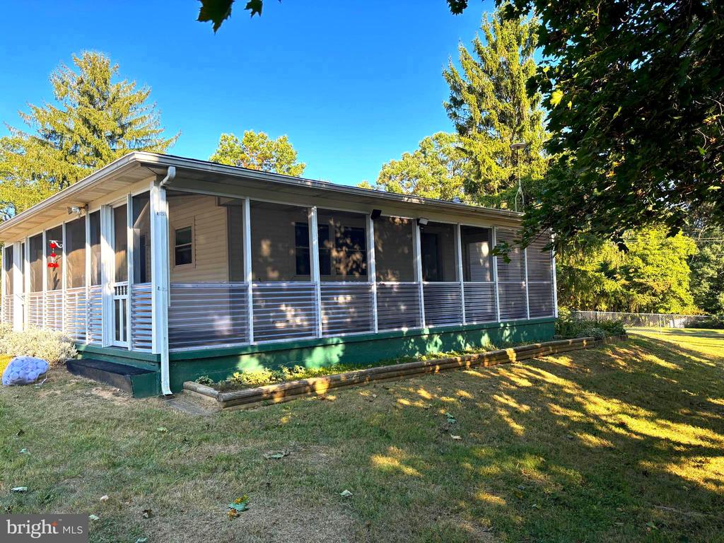Grave Run Rd, Hampstead, MD 21074