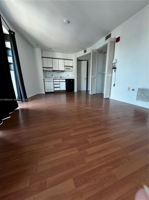 5705-5705 Sunset Dr, South Miami, FL, 33143-5335 | Card Image