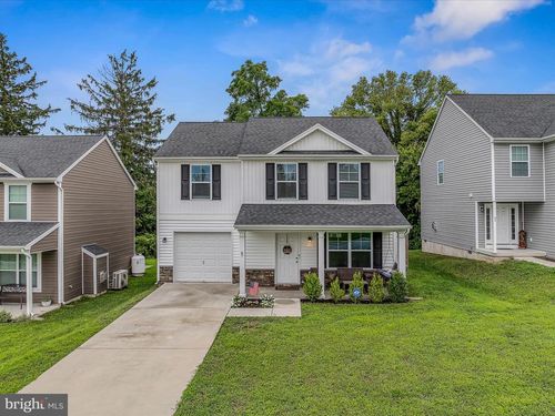 87 Nathaniel Dr, CHARLES TOWN, WV, 25414-1290 | Card Image