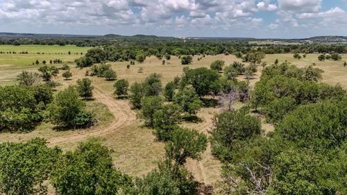 2031 County Road 3310, Valley Mills, TX, 76689-2988 | Card Image