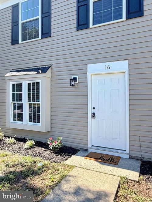 16 Chinaberry Ln, Indian Head, MD, 20640-1533 | Card Image