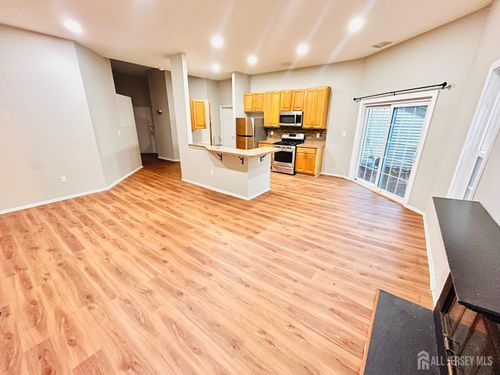 4183 Bayberry Ct, Monmouth Junction, NJ, 08852-2125 | Card Image