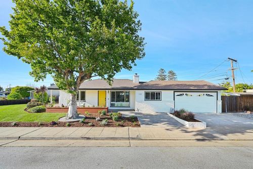 245 E 40th Avenue, San Mateo, CA, 94403 | Card Image