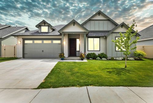 1409 Centennial Ave, Sunnyside, WA, 98944-5603 | Card Image