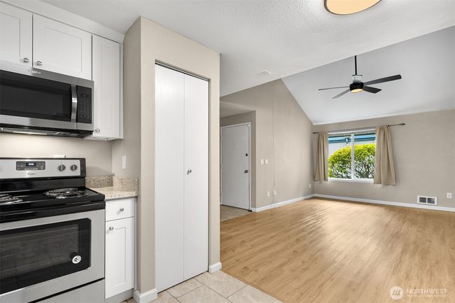 C6 - 4300 Ne Sunset Blvd, Condo with 1 bedrooms, 1 bathrooms and 1 parking in Renton WA | Image 17
