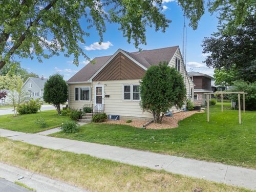 145 6th St Nw, Plainview, MN, 55964-1020 | Card Image