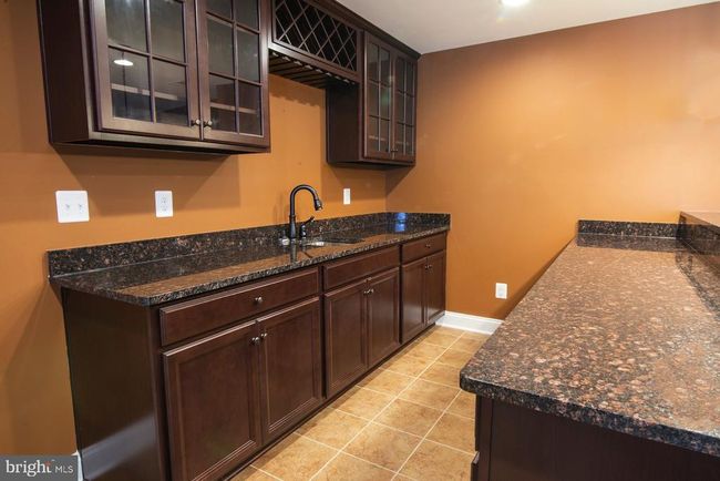 12908 Hoadly Manor Dr, Condo with 2 bedrooms, 1 bathrooms and null parking in MANASSAS VA | Image 7