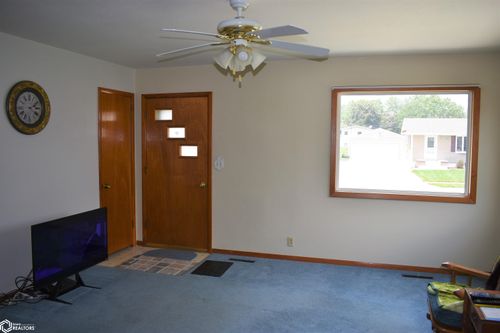 2409 Ellis Avenue, Iowa Falls, IA, 50126 | Card Image