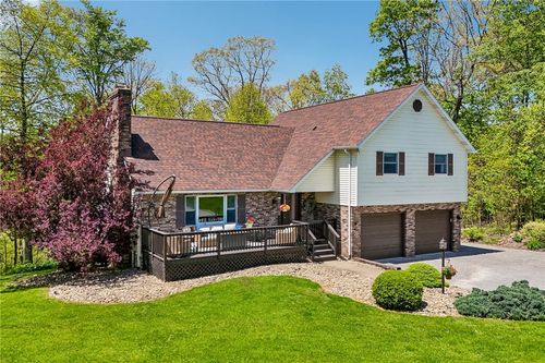 1181 Davis Rd, Ellwood City, PA, 16117-8021 | Card Image