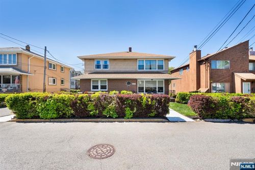 2453 1st Street, Fort Lee, NJ, 07024 | Card Image