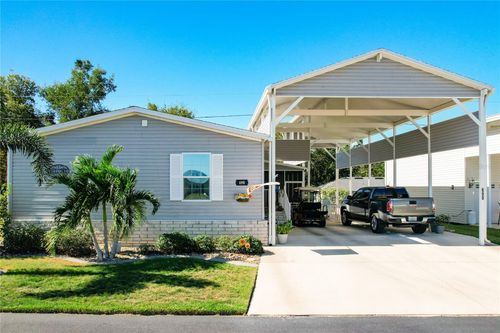 690 Sandwedge Dr, Frostproof, FL, 33843-2304 | Card Image