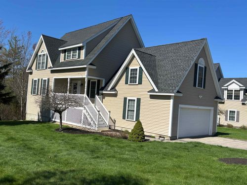 11-11 Footbridge Ln, Dover, NH, 03820-5492 | Card Image