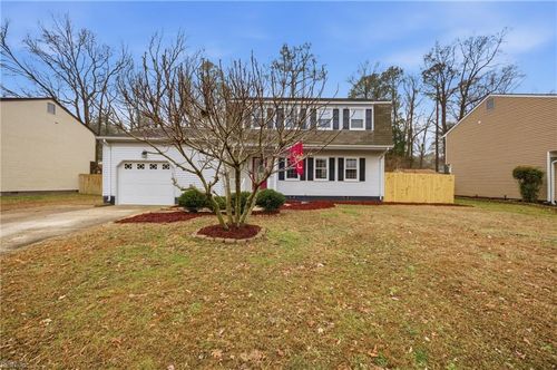 111 Captains Ln, Newport News, VA, 23602-7361 | Card Image