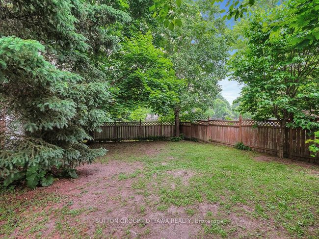 1112 St Germain Cres, House other with 4 bedrooms, 2 bathrooms and 2 parking in Orleans ON | Image 46