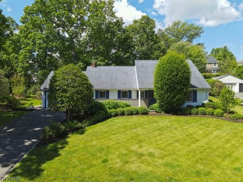 14 Pine Ave, Madison, NJ, 07940-1119 | Card Image
