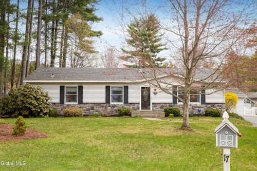 17 Queen Diana Ln, Queensbury, NY, 12804-9511 | Card Image