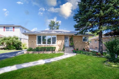 6712 Maple St, Morton Grove, IL, 60053-2311 | Card Image