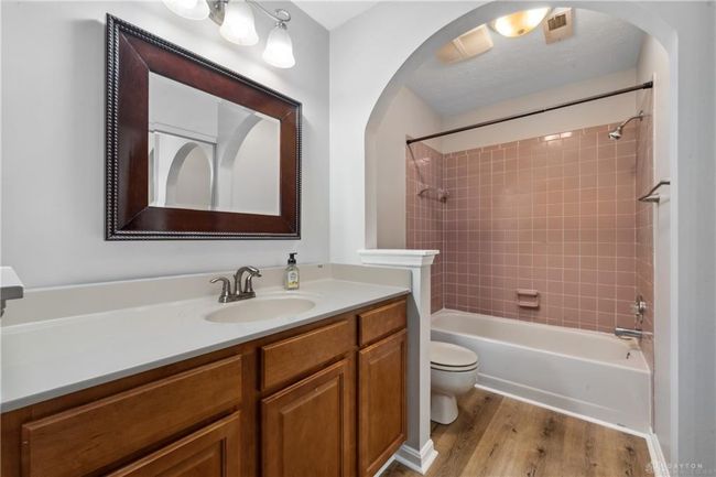 en suite full bathroom | Image 18