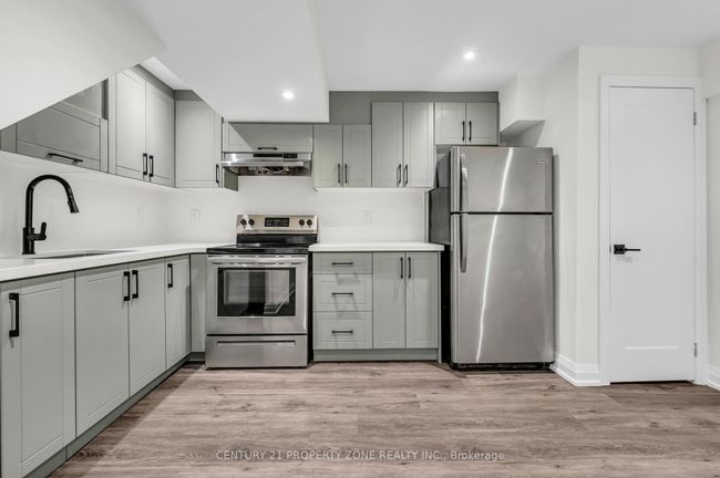 6 Miami Grove, House attached with 5 bedrooms, 5 bathrooms and 1 parking in Brampton ON | Image 38