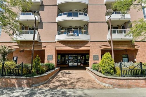 607-930 Yates St, Victoria, BC, V8V4Z3 | Card Image