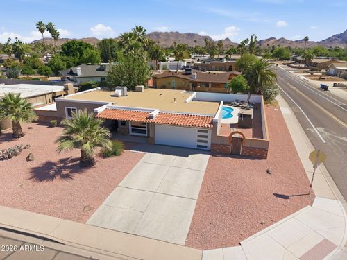 3601 E Cholla St, Phoenix, AZ, 85028-2110 | Card Image