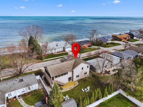 1321 Shore Dr, New Buffalo, MI, 49117-1010 | Card Image