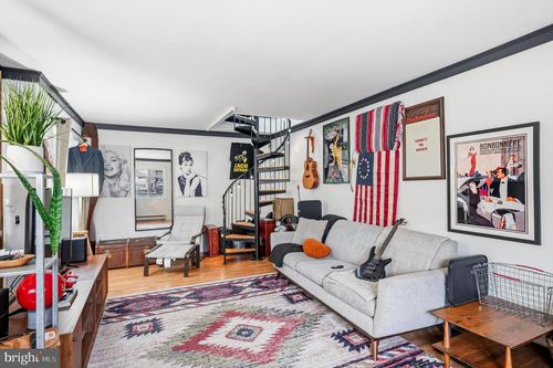 920 Bergen St, GLOUCESTER CITY, NJ, 08030-1505 | Card Image