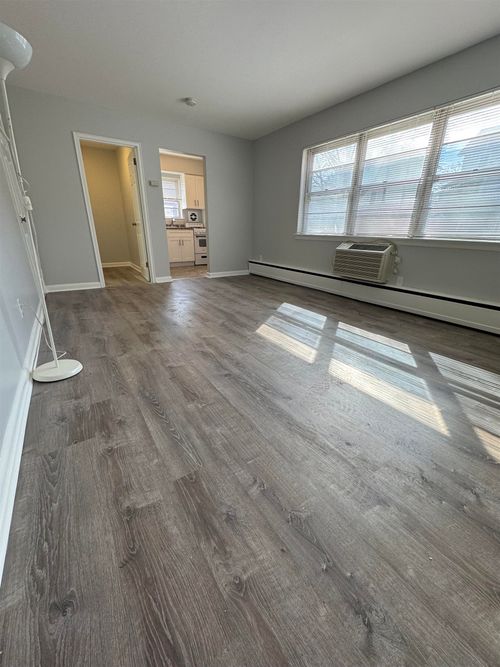 e-325 Essex St, Hackensack, NJ, 07601 | Card Image