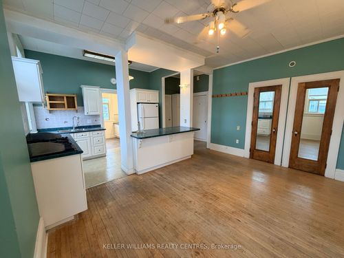 {{alt}} | Card Image