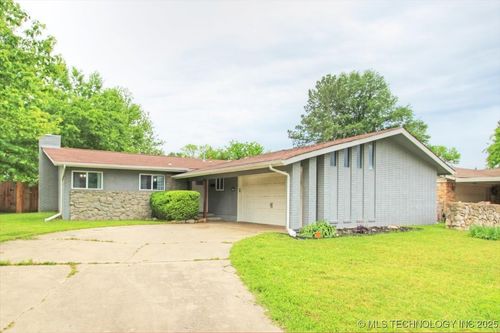 1711 S 106th East Ave, Tulsa, OK, 74128-6215 | Card Image