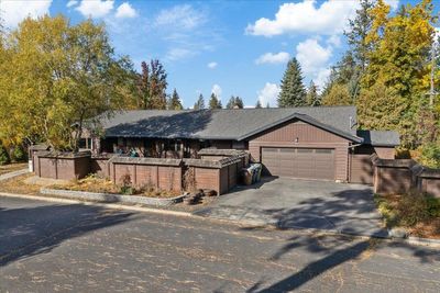 1615 E 44th Ave, Home with 4 bedrooms, 3 bathrooms and null parking in Spokane WA | Image 1