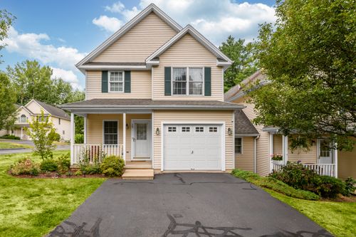 35-35 Copper Beech Ln, Portland, CT, 06480-1578 | Card Image