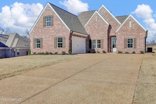 180 Farley Rd, Byhalia, MS, 38611-8502 | Card Image