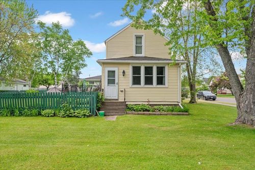 5502 Oakes Ave, Superior, WI, 54880-5763 | Card Image