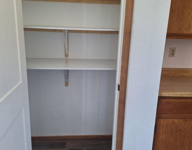 427 W 7 Th St, House other with 3 bedrooms, 2 bathrooms and null parking in Newport WA | Image 4