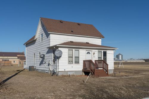 303 Hilltop St, Vernon Center, MN, 56090-1116 | Card Image