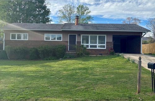 117 Mauney St, Murphy, NC, 28906-2995 | Card Image