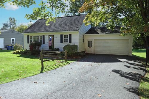 3684 Warners Road, Camillus, NY, 13209 | Card Image