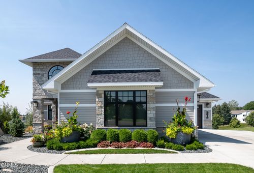 3212 Aspen Ln, Bismarck, ND, 58503-0398 | Card Image