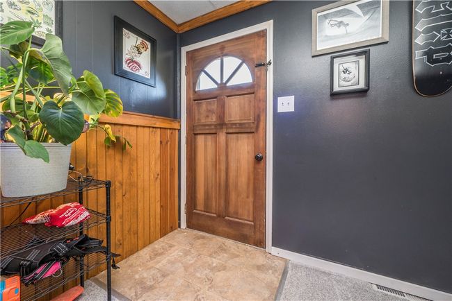 337 Whitestown Rd, House other with 3 bedrooms, 1 bathrooms and 6 parking in Butler PA | Image 4