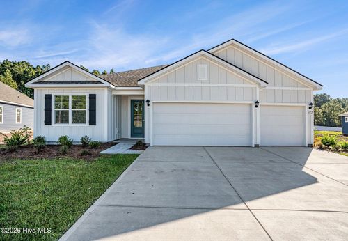 565 N Navassa Rd, Navassa, NC, 28451-8270 | Card Image