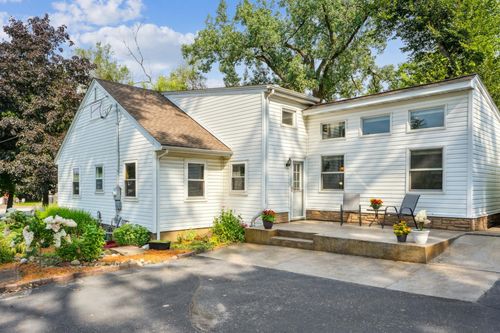 606 6th St N, Hudson, WI, 54016-1073 | Card Image