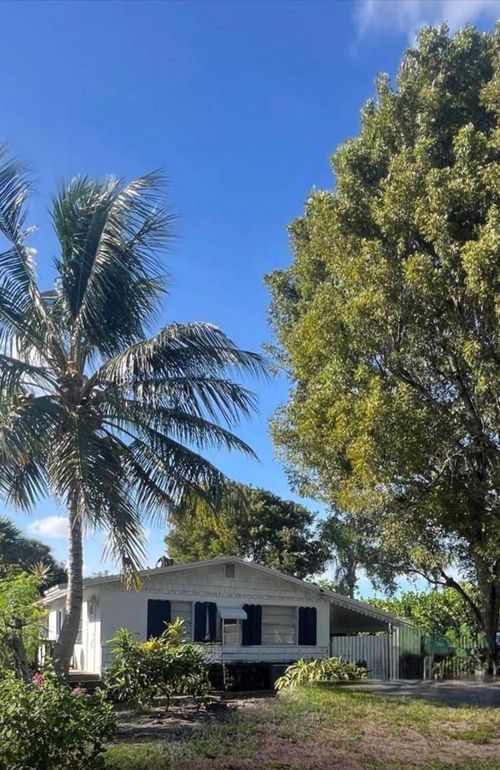 700 N Hepburn Ave, Jupiter, FL, 33458-5013 | Card Image