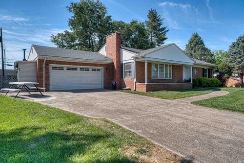 7001 Monroe Avenue, Evansville, IN, 47715 | Card Image