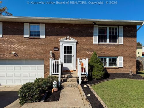 5324 Melwood Dr, Charleston, WV, 25313-1118 | Card Image