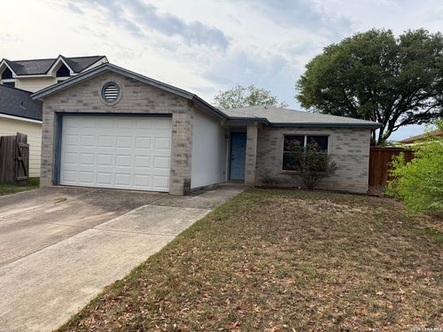 7643 Chatsworth, San Antonio, TX, 78250-2941 | Card Image