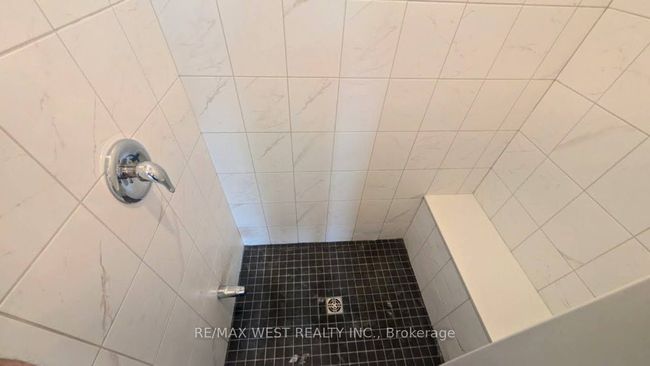 11 Paradox St, House attached with 3 bedrooms, 4 bathrooms and 1 parking in Woodbridge ON | Image 19